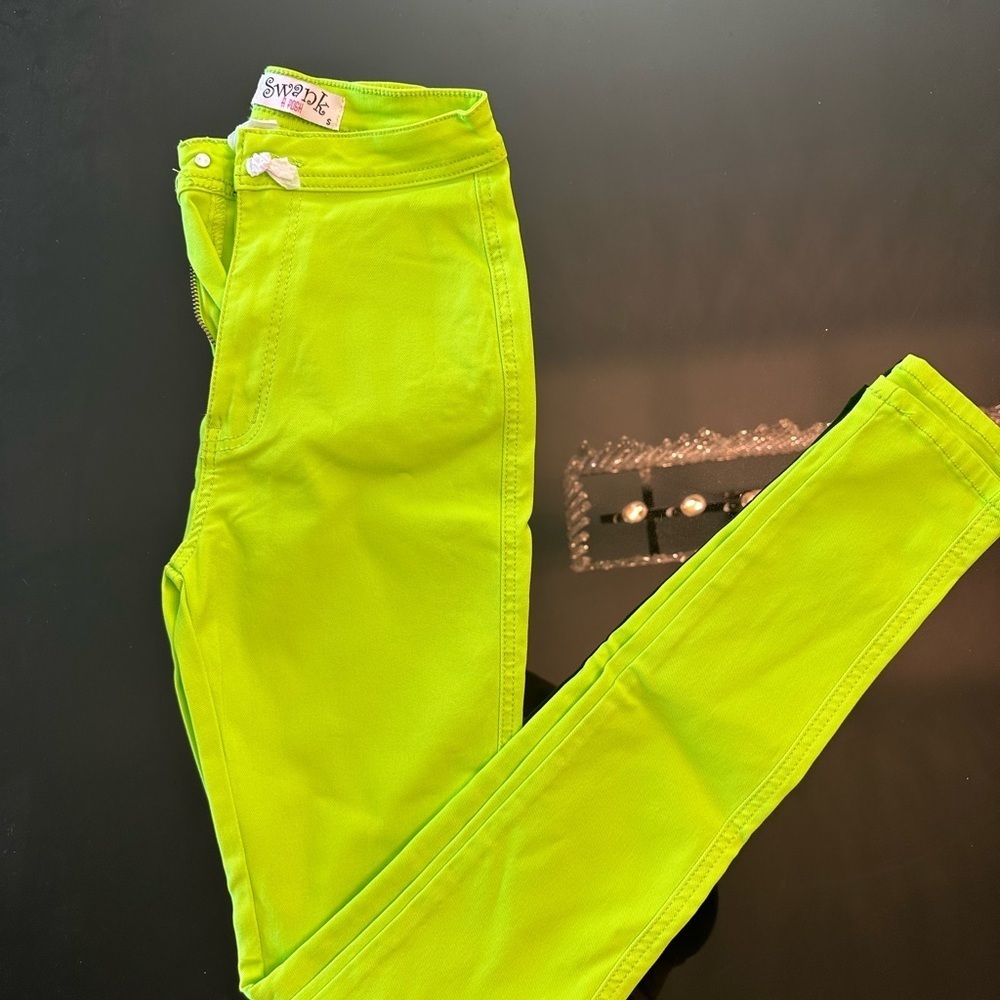 Vibrant Neon Green Pants - Picture 4 of 4